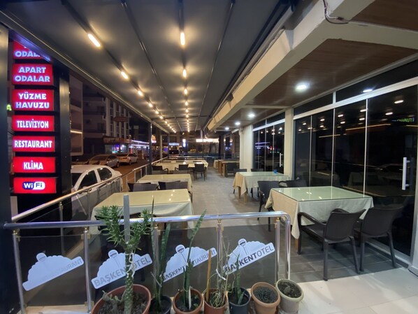 Front of property - Baskent Hotel (Didim)