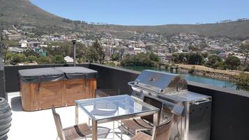 Penthouse | Terrace/patio