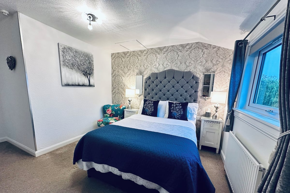 傳統雙人房, 1 張標準雙人床 | 免費無線上網、床單