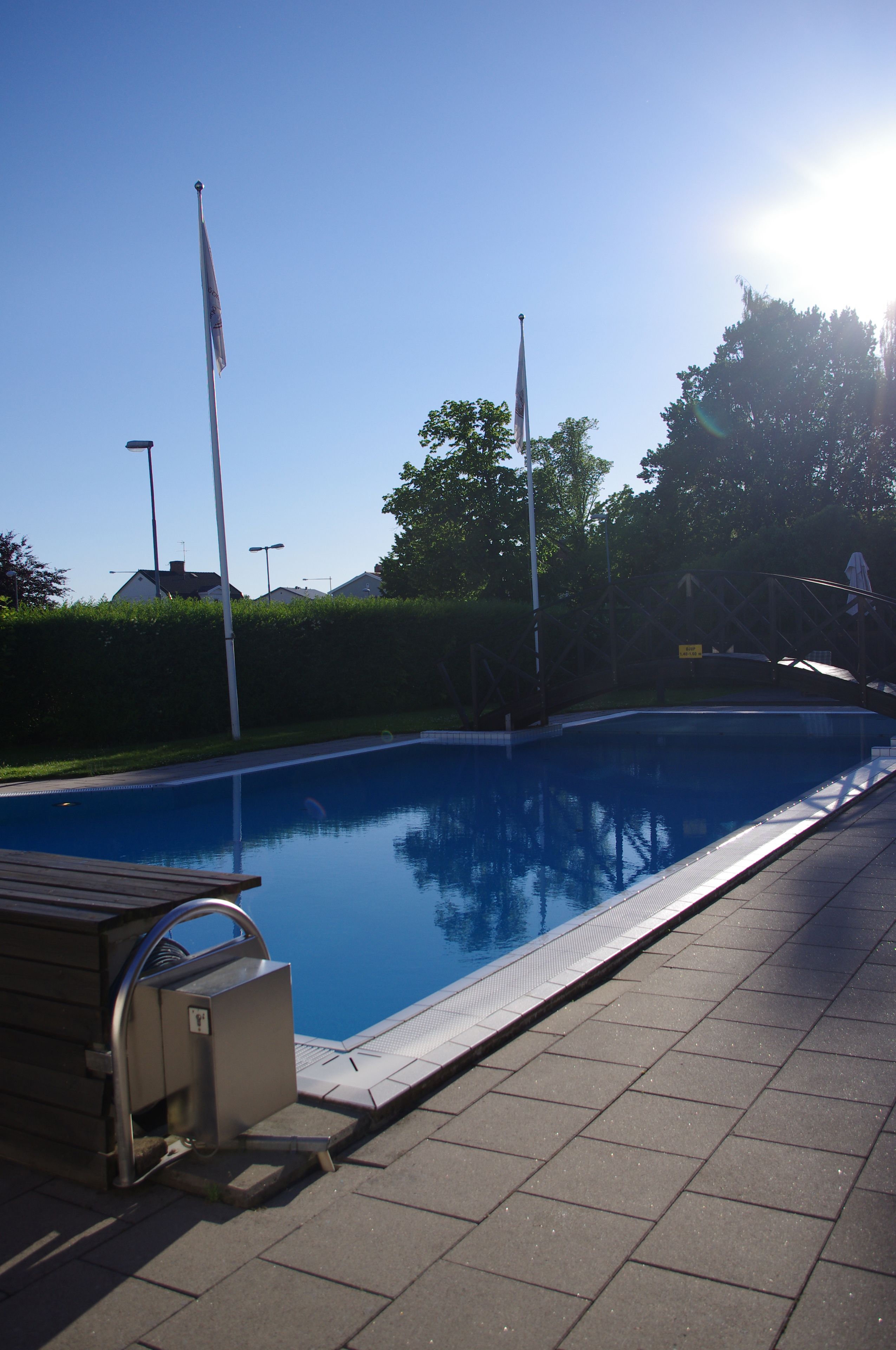 indoor pool, seasonal outdoor pool