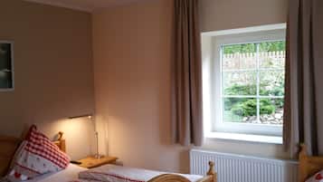 Babybetten, Zustellbetten, kostenloses WLAN, Bettwäsche