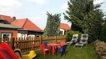 Außen-Kinderspielplatz