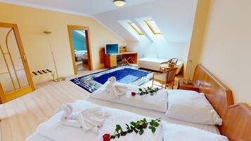 ดีลักซ์อพาร์ทเมนท์ (Suite 2+2 Centrum KM) | เครื่องนอนระดับพรีเมียม, ตกแต่งพิเศษโดยเฉพาะ, ห้องเก็บเสียง