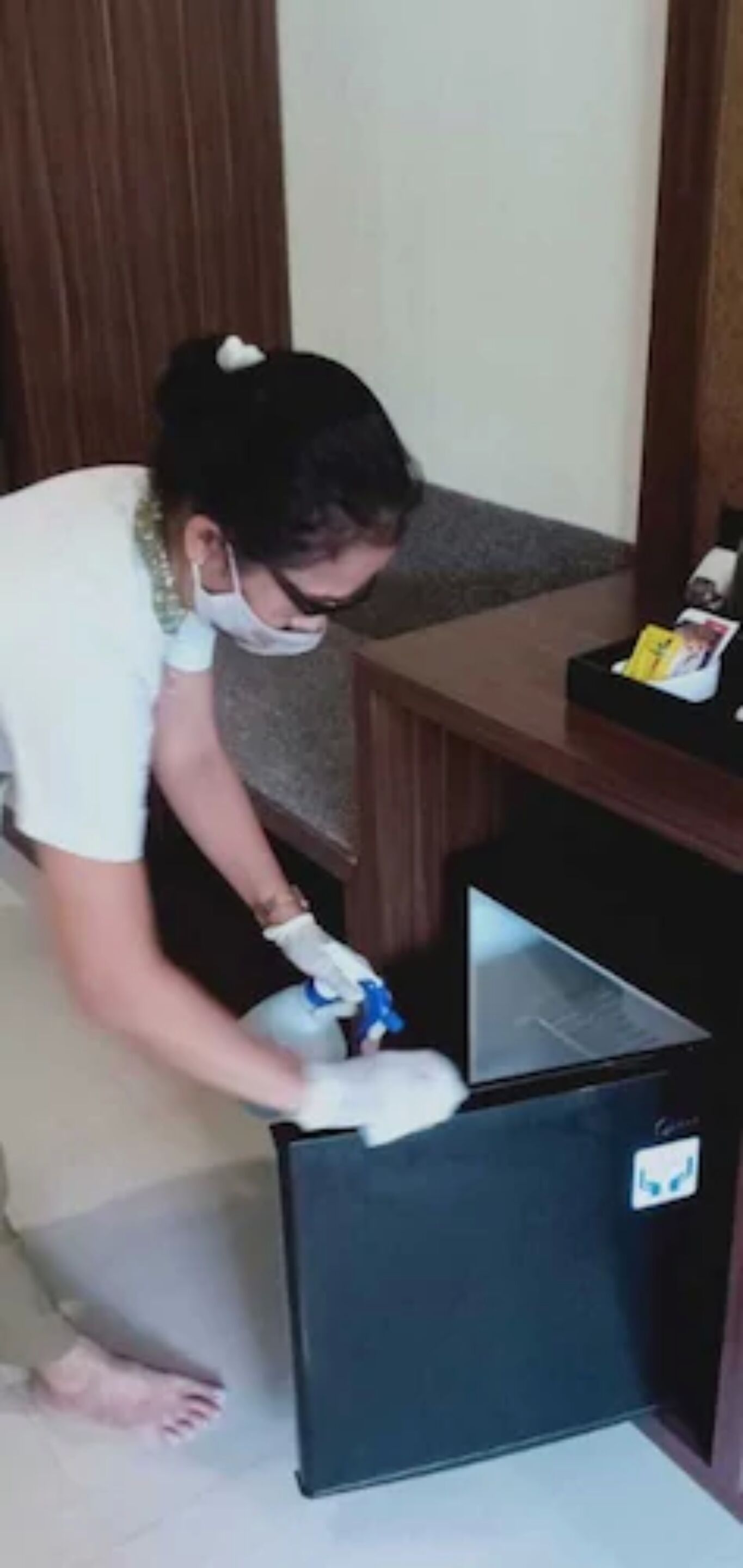 1 bedroom, minibar, desk, rollaway beds