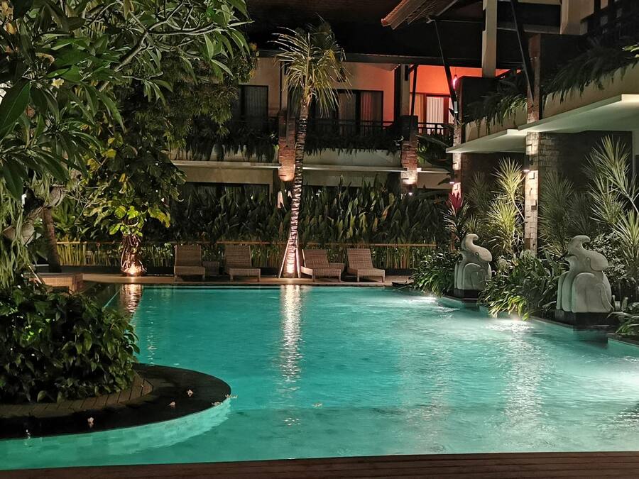 Outdoor pool, open 7:30 AM to 8:00 PM, sun loungers