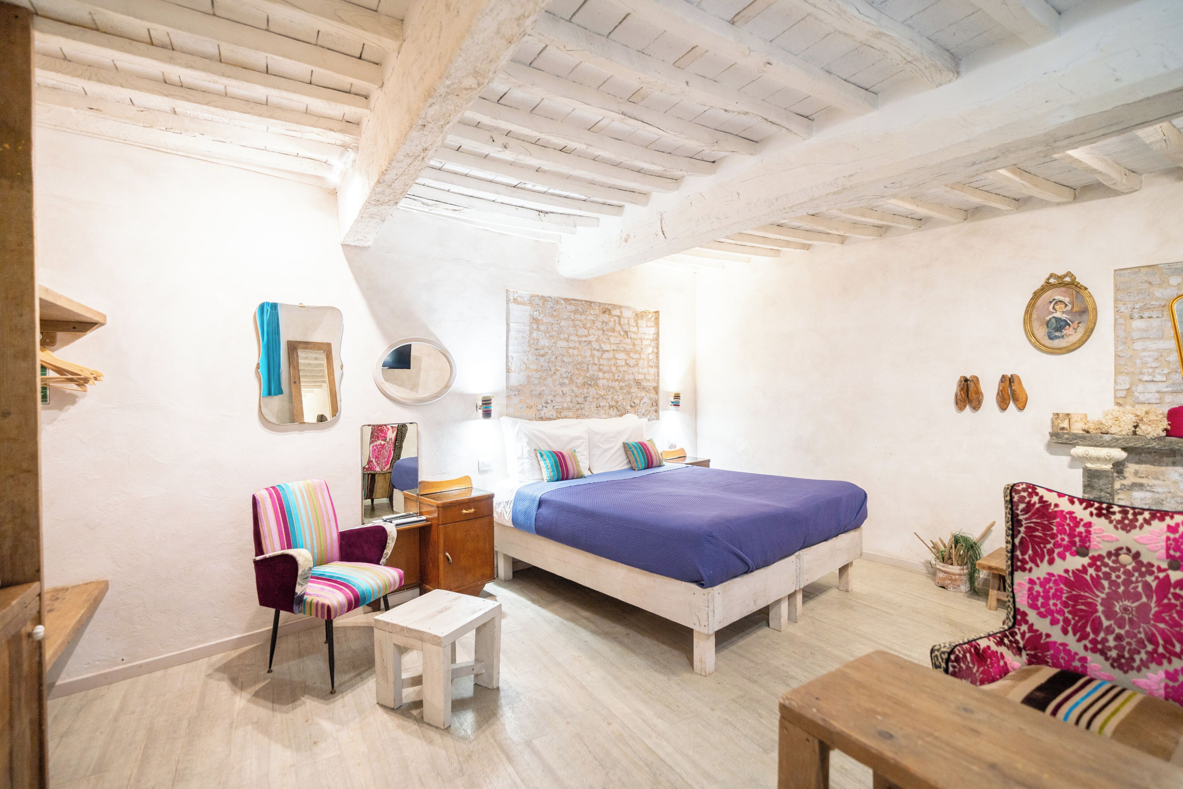 Deluxe Triple Room, 1 Bedroom, Ground Floor (Pink Room)