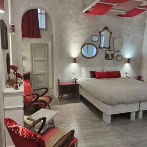 Deluxe Double Room, 1 Bedroom (Red Room) | Frette Italian sheets, premium bedding, down comforters - Il Pozzo di Santa Zita (Lucca)