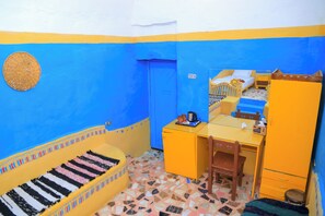 Legacy Twin Beds Room