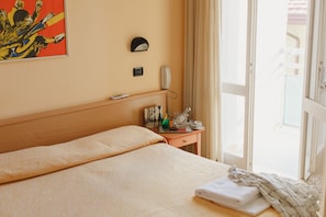 Wifi gratis y ropa de cama