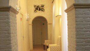Hallway - Crystal Rhome Guest House (Rome)