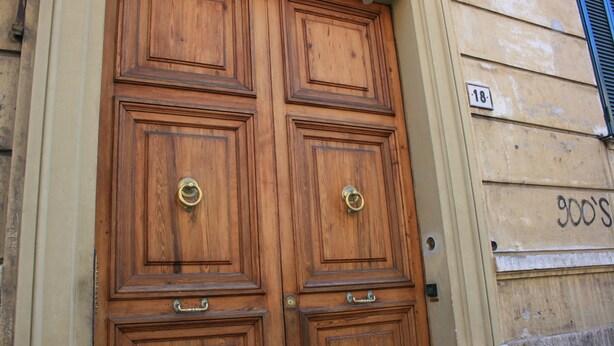 Property entrance - Crystal Rhome Guest House (Rome)