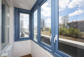 Apartment, 2 Schlafzimmer (Moskovskaya, 77-206) | Balkon