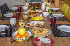 Petit déjeuner buffet compris tous les jours