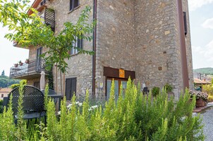 Fachada de la propiedad