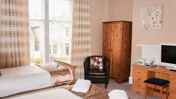 Iron/ironing board, free WiFi, bed sheets