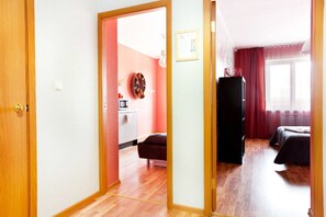 Lejlighed - 1 soveværelse (Mashinistov, 3-19) | Badeværelse | Badekar, hårtørrer, håndklæder