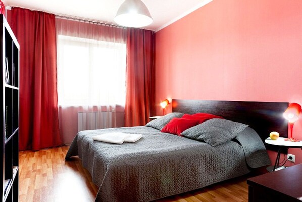 Lejlighed - 1 soveværelse (Mashinistov, 3-19) | Strygejern/strygebræt, gratis Wi-Fi, sengetøj