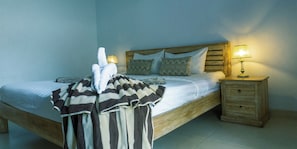 Standard Room | In-room safe, desk, laptop workspace, free WiFi - The Wina Guesthouse 2 (Canggu)