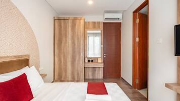 Standard Room | Free WiFi, bed sheets