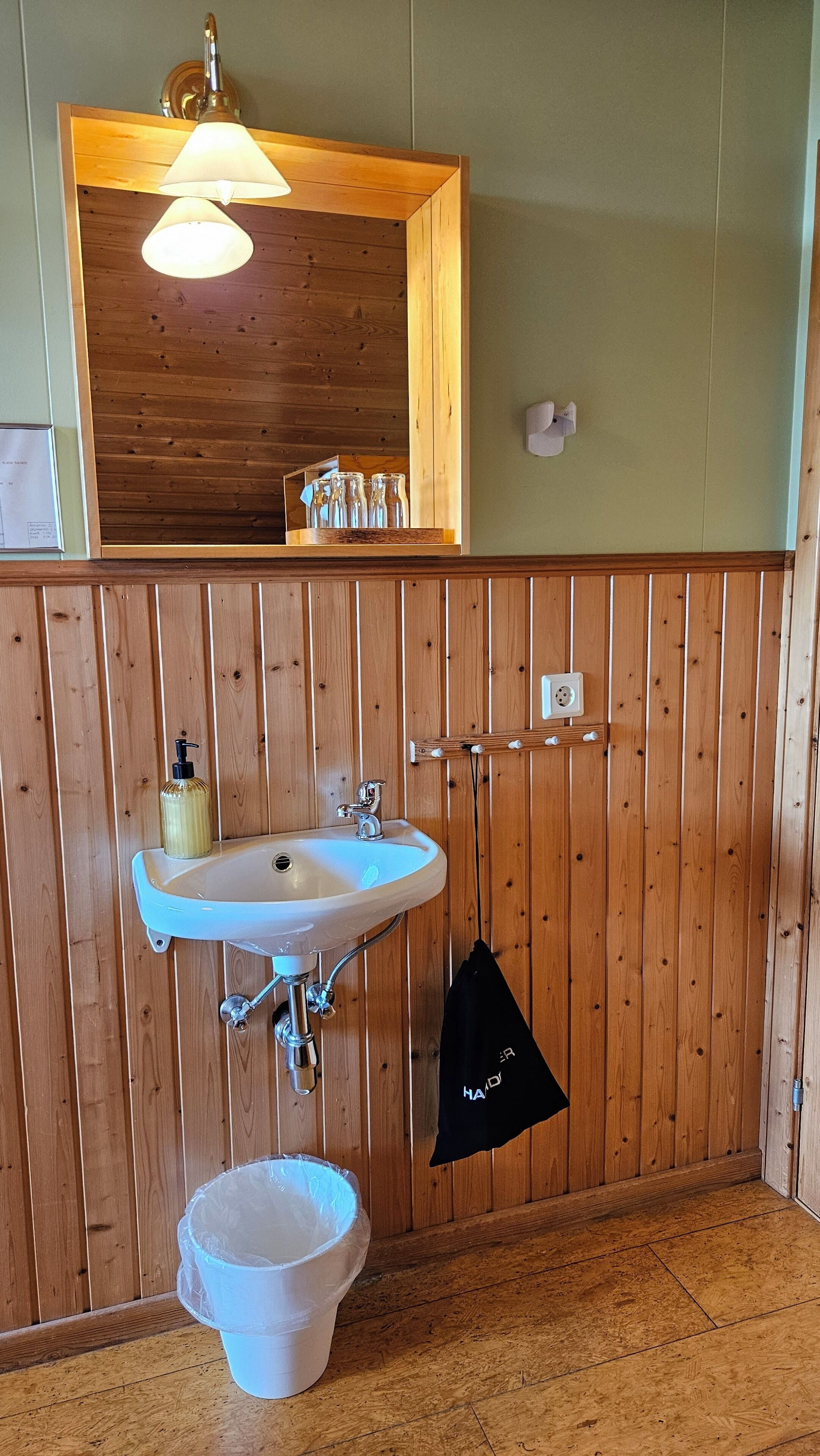 basic double room, 2 single beds, shared bathroom | soundproofing, free wifi, bed sheets, wheelchair access