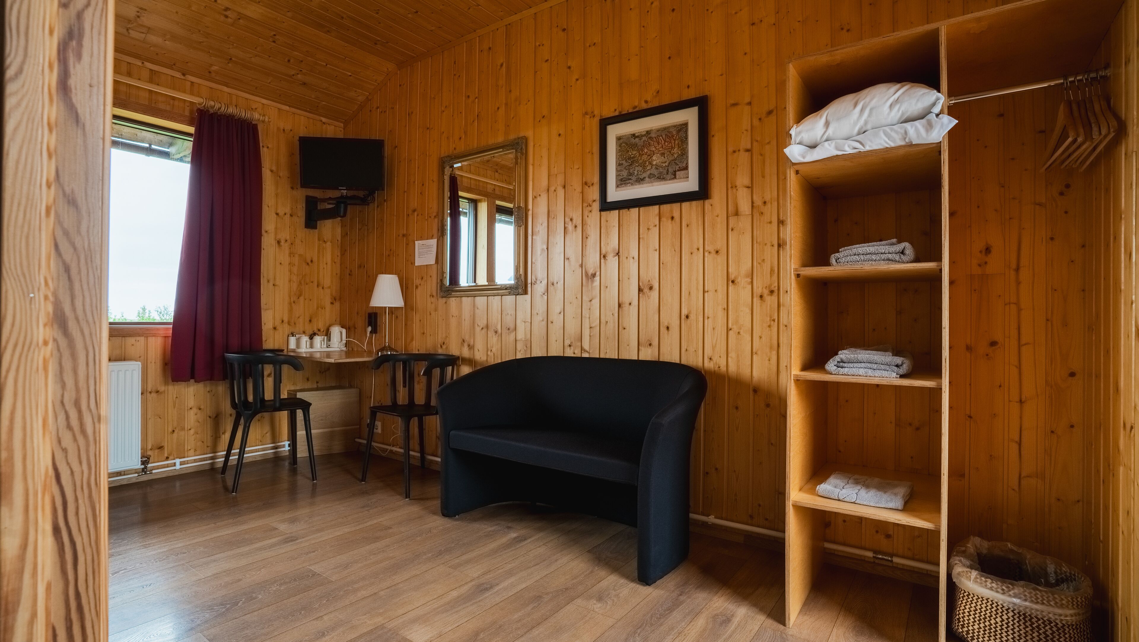 double room, 2 single beds, private bathroom | soundproofing, free wifi, bed sheets, wheelchair access