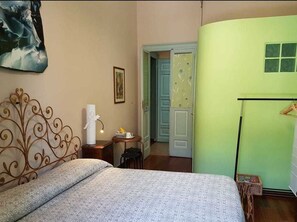 Superior Triple Room | Minibar, free WiFi - B&B La terrazza di San Salvario (Turin)