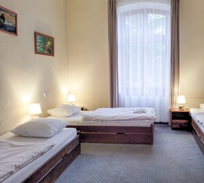 Hypo-allergenic bedding, individually decorated, free WiFi, bed sheets - Willa Słoneczko (Szklarska Poreba)