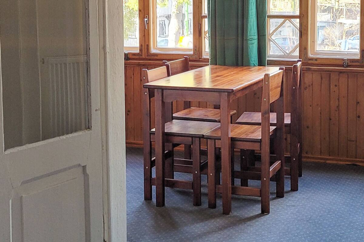Phòng cơ bản, 2 phòng ngủ, không hút thuốc, phòng thông nhau | Bộ đồ giường kháng dị ứng, truy cập Internet không dây miễn phí 