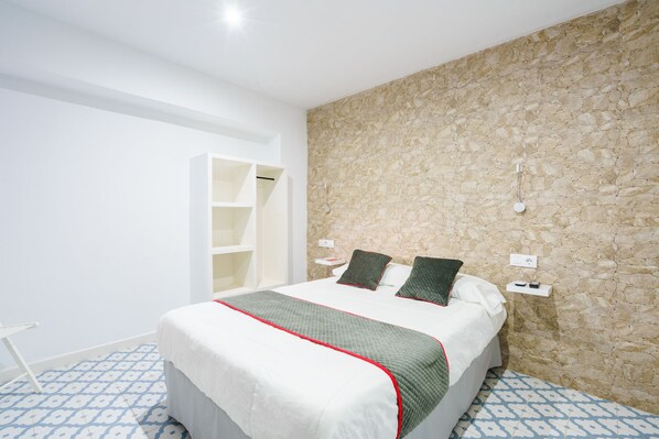 Habitación individual | Escritorio y wifi gratis 