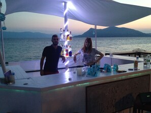 Bar (on property) - Maravellia Art Hotel (Istiaia-Aidipsos)