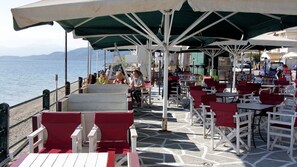 Se sirven desayunos, almuerzos y cenas