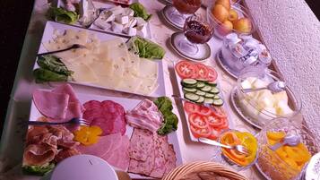 Daily buffet breakfast (EUR 8.00 per person)