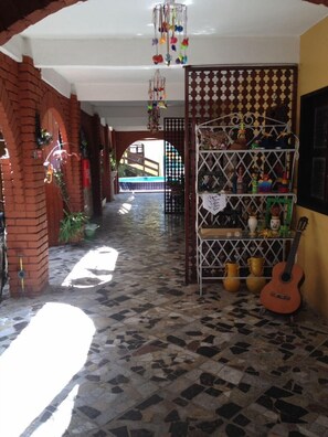 Habitació quàdruple bàsica | Wifi gratuïta i roba de llit 