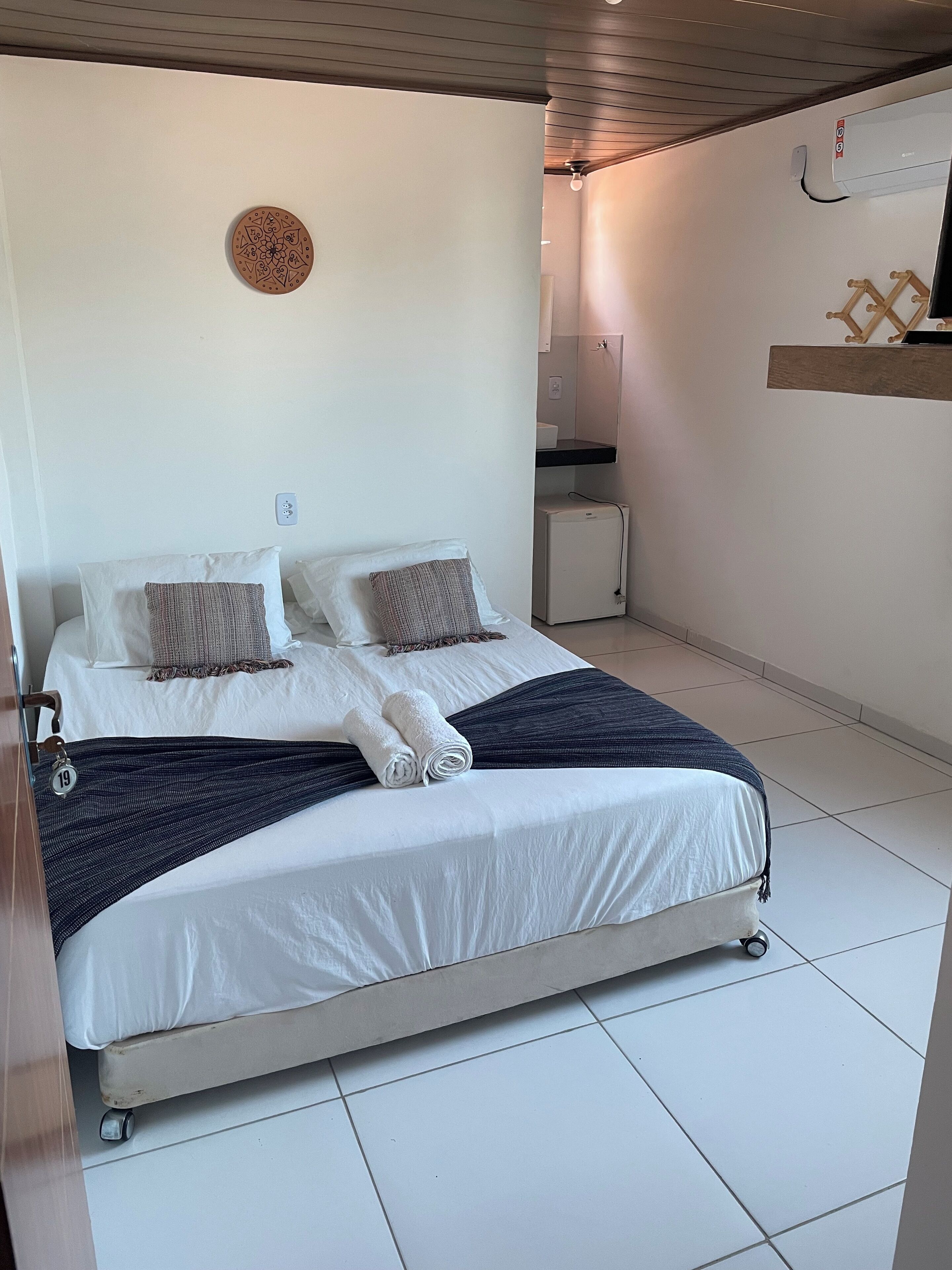 Basic Double Room | Free WiFi, bed sheets