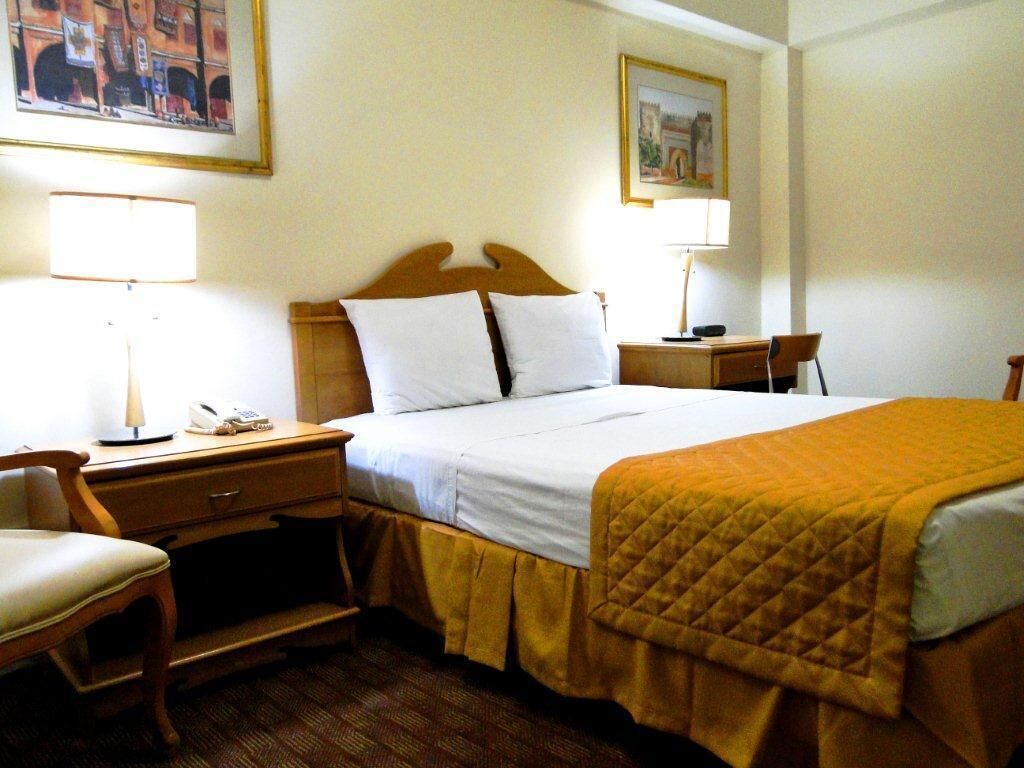 Desk, free WiFi, bed sheets