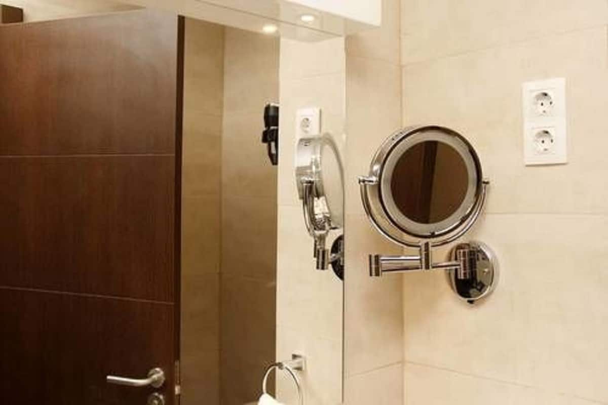 double room | bathroom | deep-soaking bathtub, free toiletries, hair dryer, towels