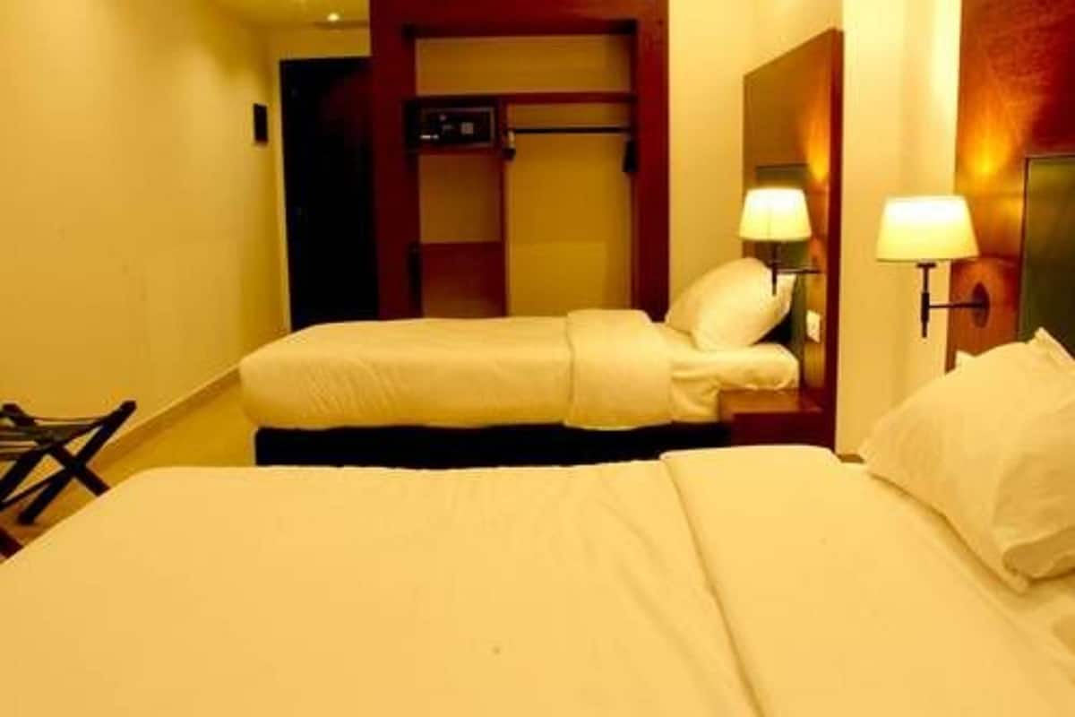 Een minibar, een kluis op de kamer, individueel gedecoreerd
