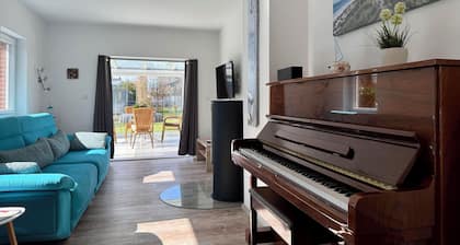 Apartment Wilhelmine ground floor - winter garden, quiet and central in Aurich Ostfriesland