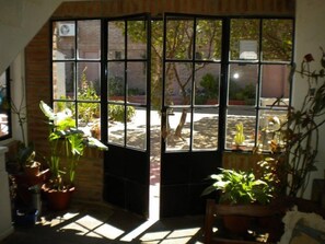 Interior entrance - La Floridita Puerto Piramides (Puerto Pirámides)