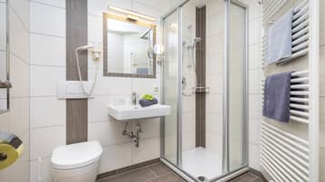 Classic Apartment, 2 Bedrooms | Bathroom | Shower, free toiletries, hair dryer, slippers