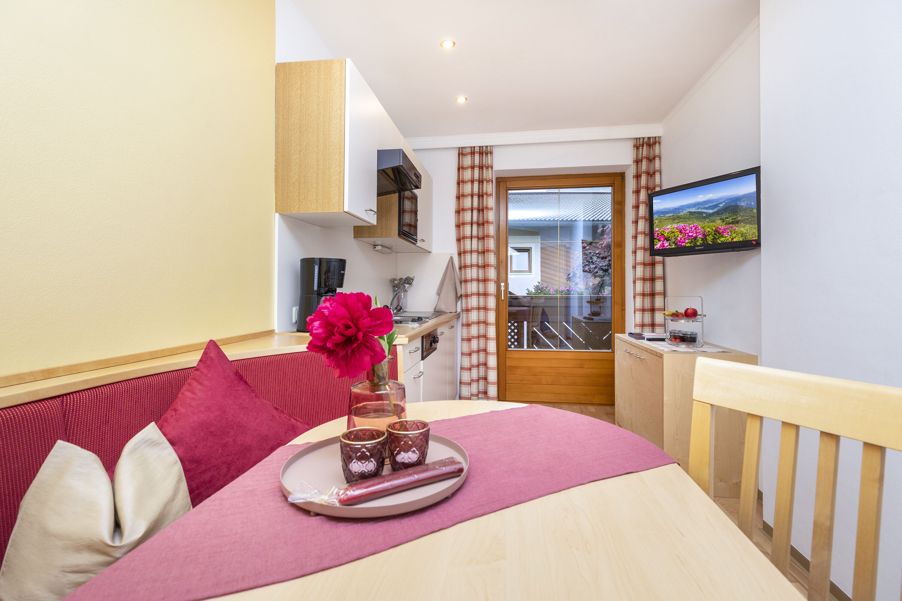 Classic Apartment, 2 Bedrooms | Private kitchen | Fridge, microwave, stovetop, dishwasher