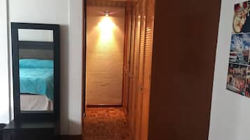 Comfort Apartment, 2 Bedrooms | 1 bedroom, premium bedding, desk, iron/ironing board
