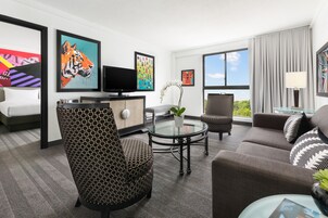 Room | In-room safe, desk, laptop workspace, blackout drapes