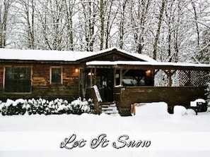 Standard Cabin, Private Bathroom (Let it Snow) | Exterior - Linville River Log Cabins (Newland)