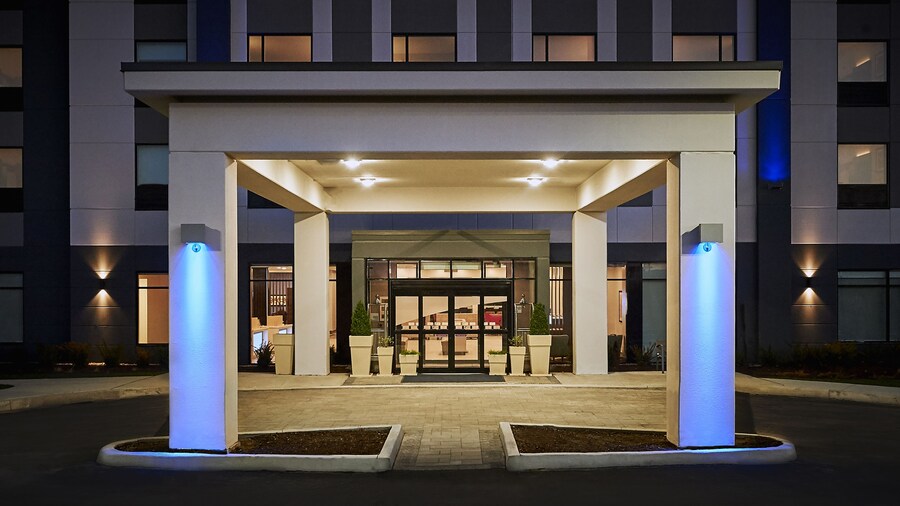 Holiday Inn Express and Suites Brantford by IHG