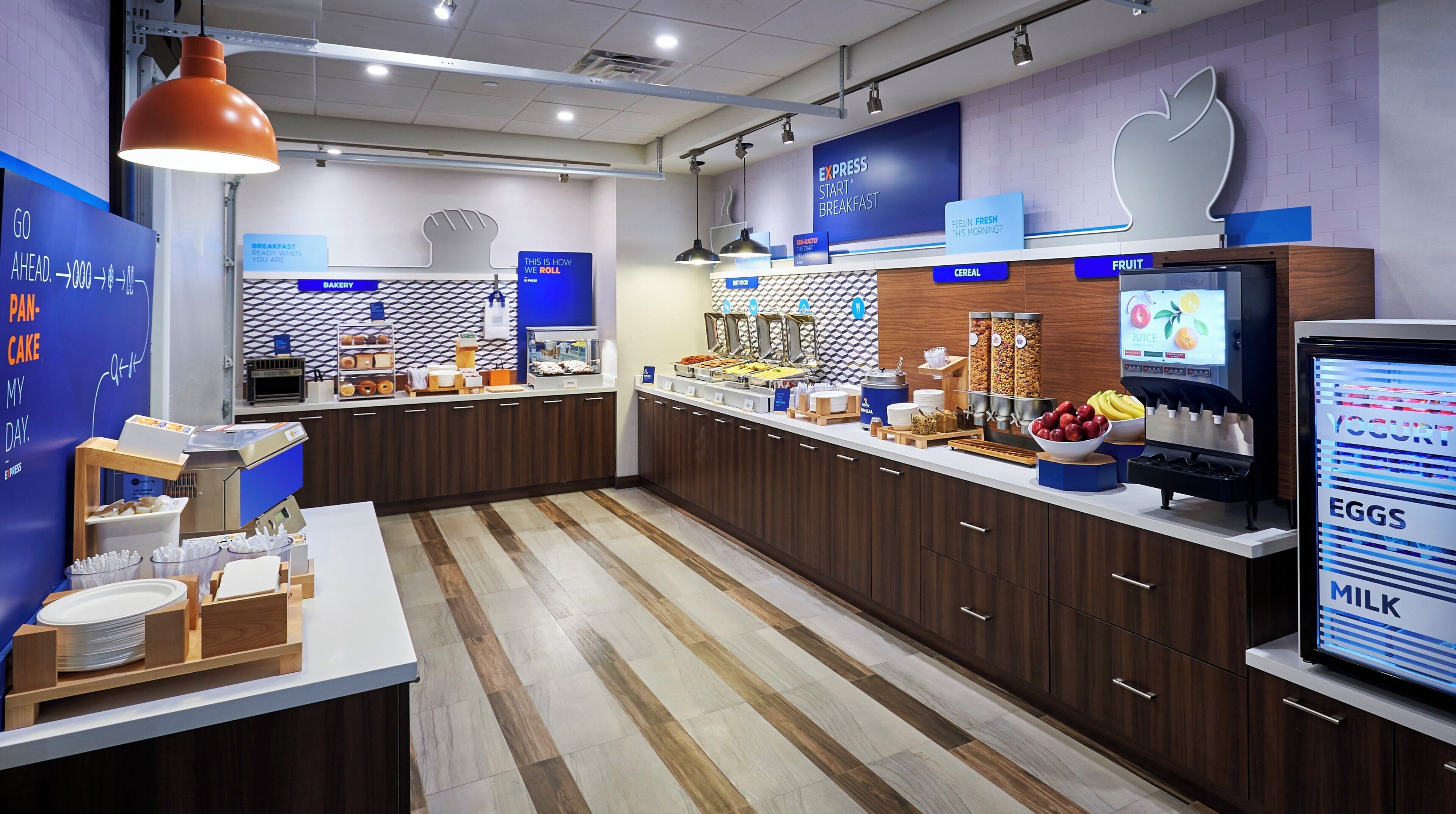 Free daily buffet breakfast