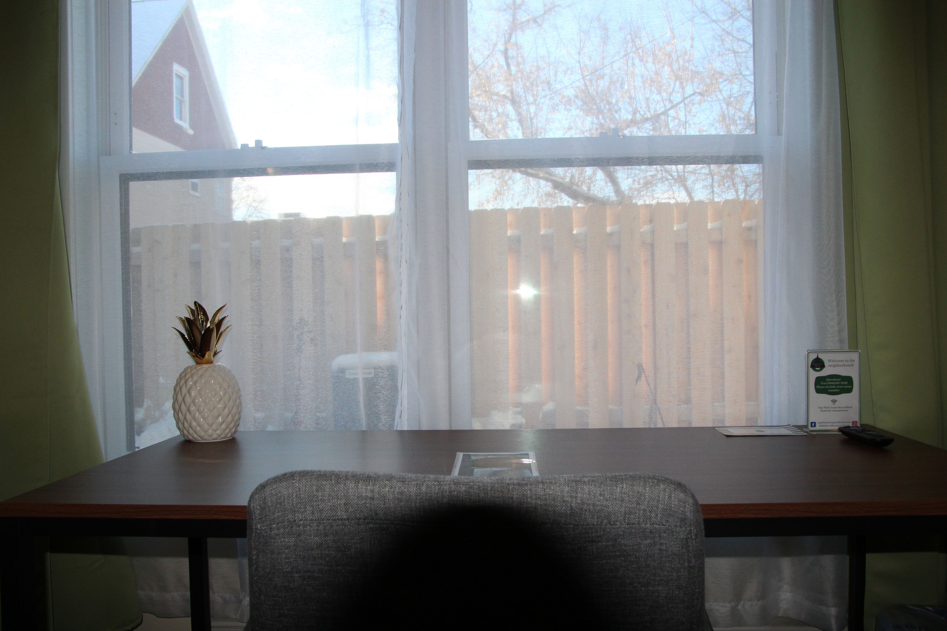 standard room, 1 queen bed (#111) | 1 bedroom, iron/ironing board, free wifi, bed sheets