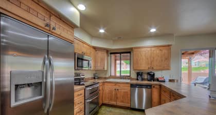 Sg1 | Exclusivo condominio Moab con una gran terraza envolvente con vistas | Duerme 6-8