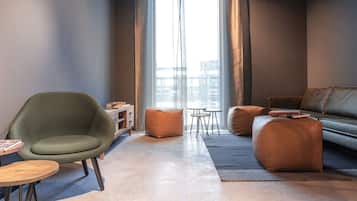 Family Room, 1 Queen Bed with Sofa bed, Non Smoking | View from room