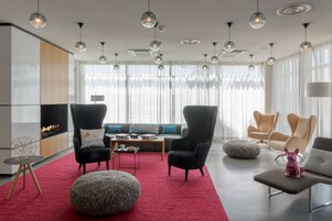 Zona de estar del vestíbulo